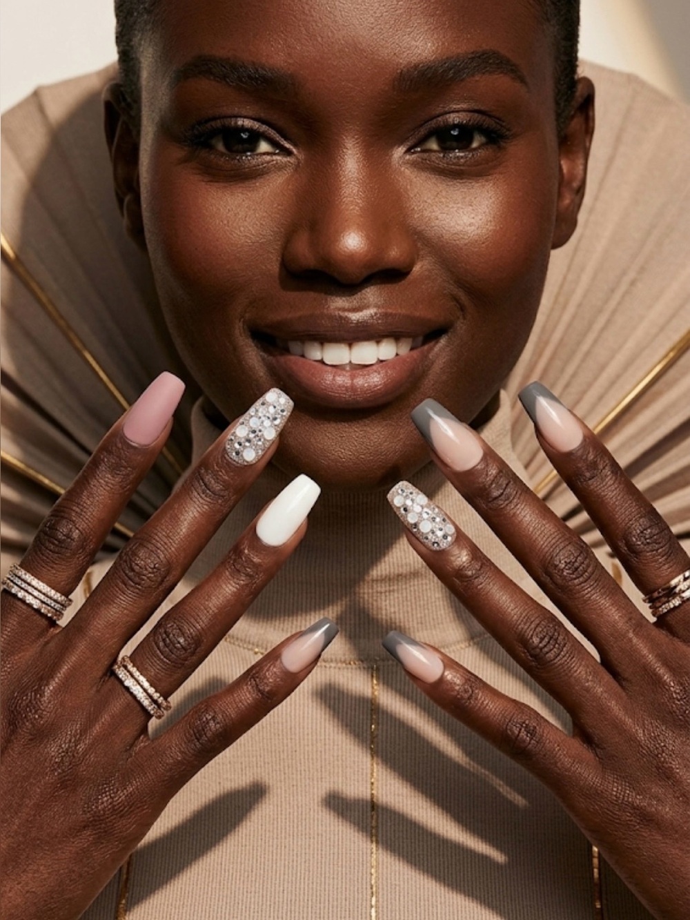 Look Beautiful 28pcs press on nails with free gifts